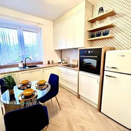 B&w Luxurious In The Heart Of Apartmán