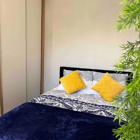 Apartmán B&w Luxurious In The Heart Of *