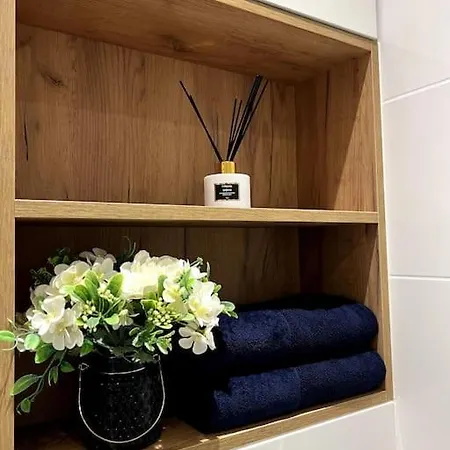 Apartamento B&w Luxurious In The Heart Of Breslavia