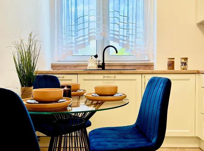 B&w Luxurious In The Heart Of Appartement